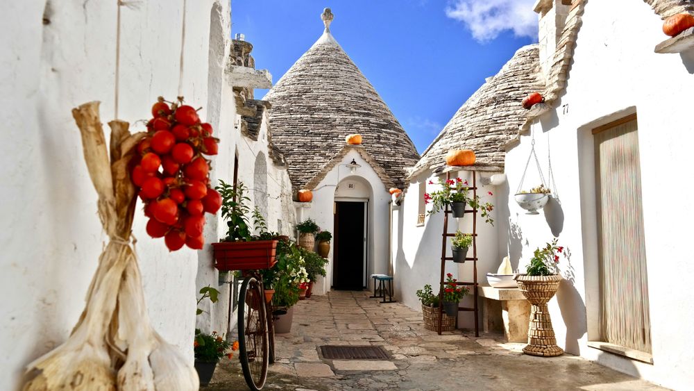 Houses in Alberobello in the Things to Know Before Traveling to Puglia