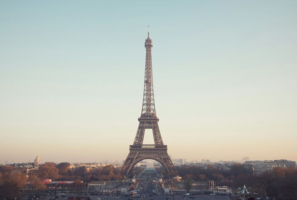 Eiffel Tower in The Biggest Tourist Traps in European Capitals 