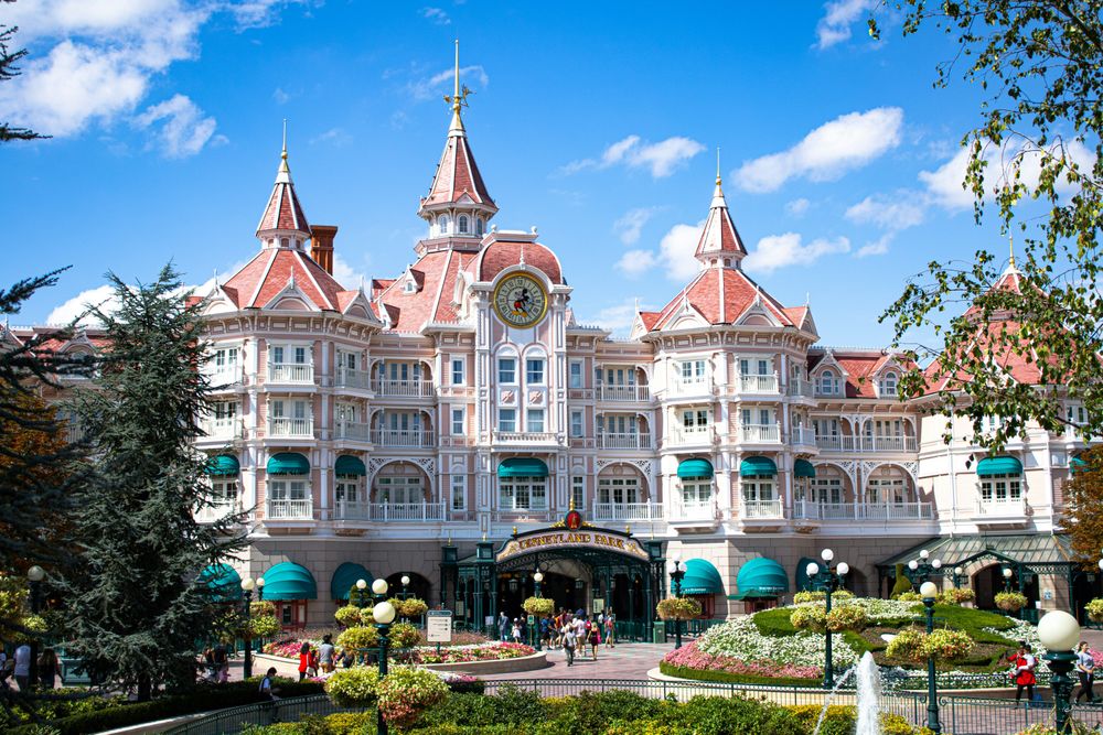 Disneyland is Paris, one of the best 5 Family Friendly Destinations