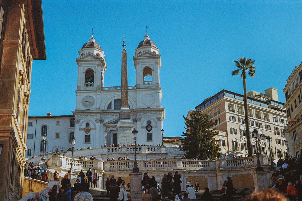 Spanish Steps in The Biggest Tourist Traps in European Capitals 