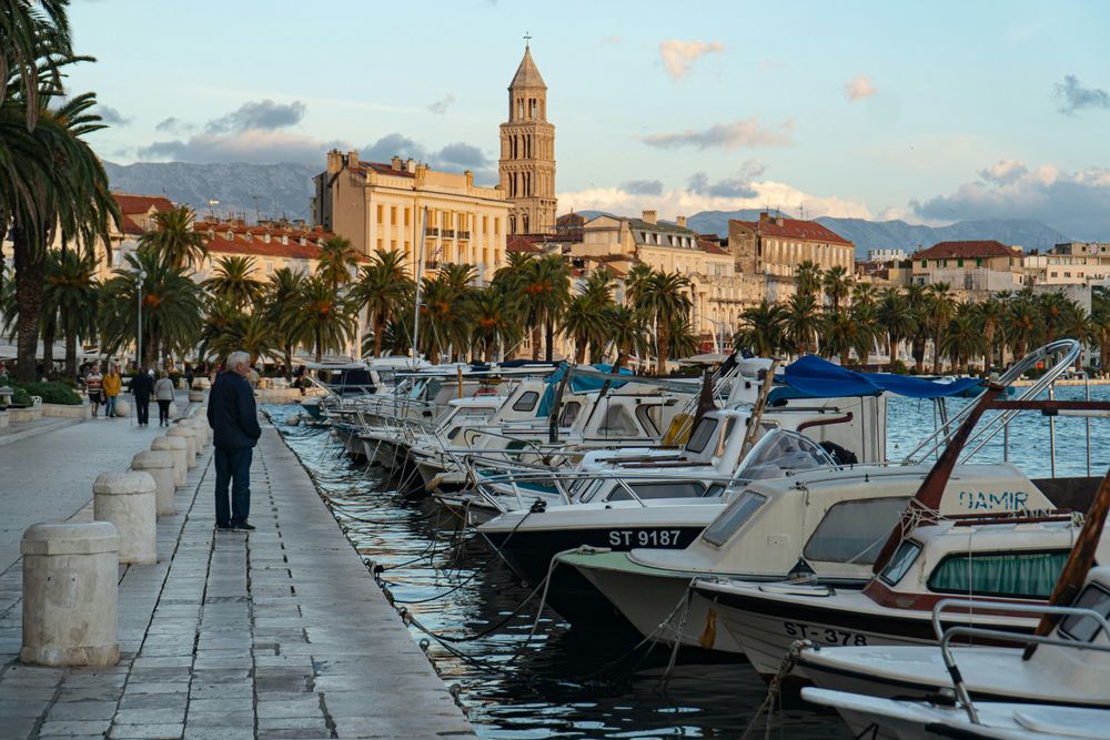 La promenade Riva de Split en Croatie dans les activités incontournables en Croatie