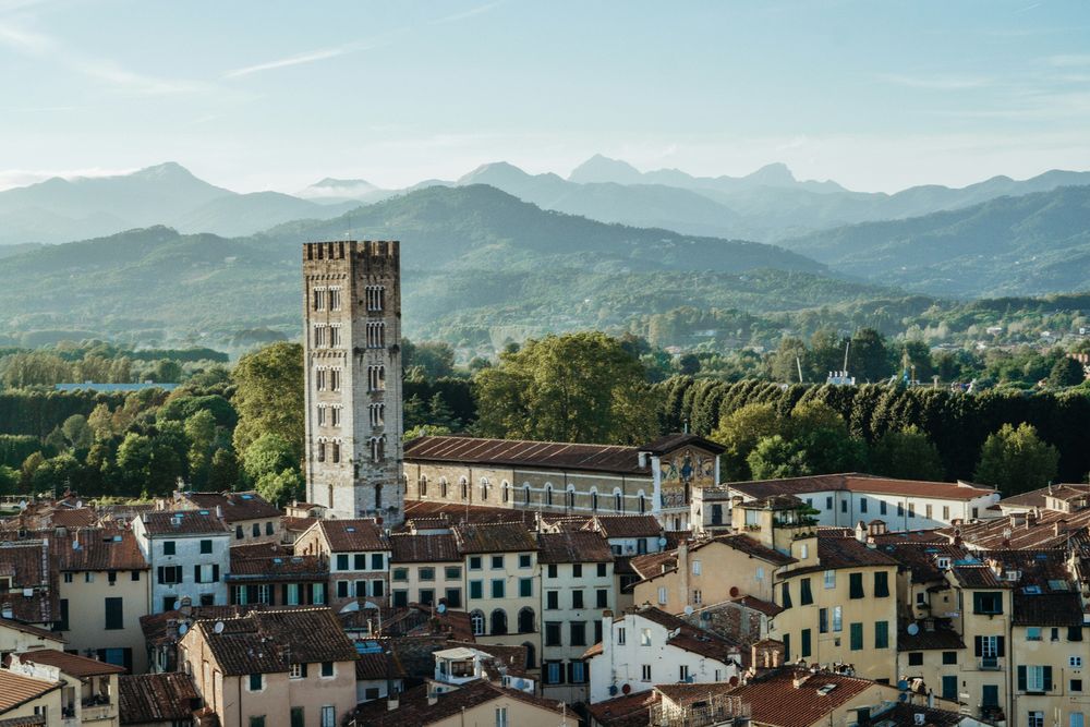The city of Lucca in the Tuscany Travel Tips