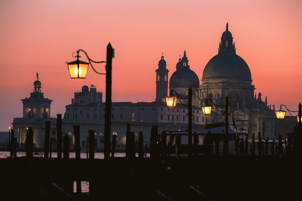 Sunset in Venice in the best Italy Travel Blogs
