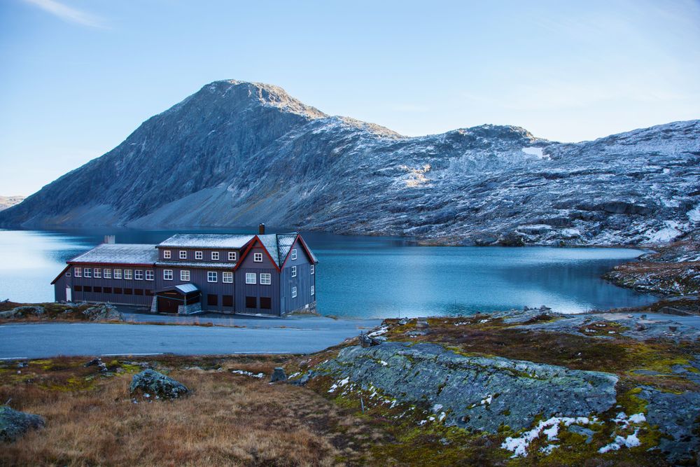 5 Insider Tips for Booking Affordable Accommodations