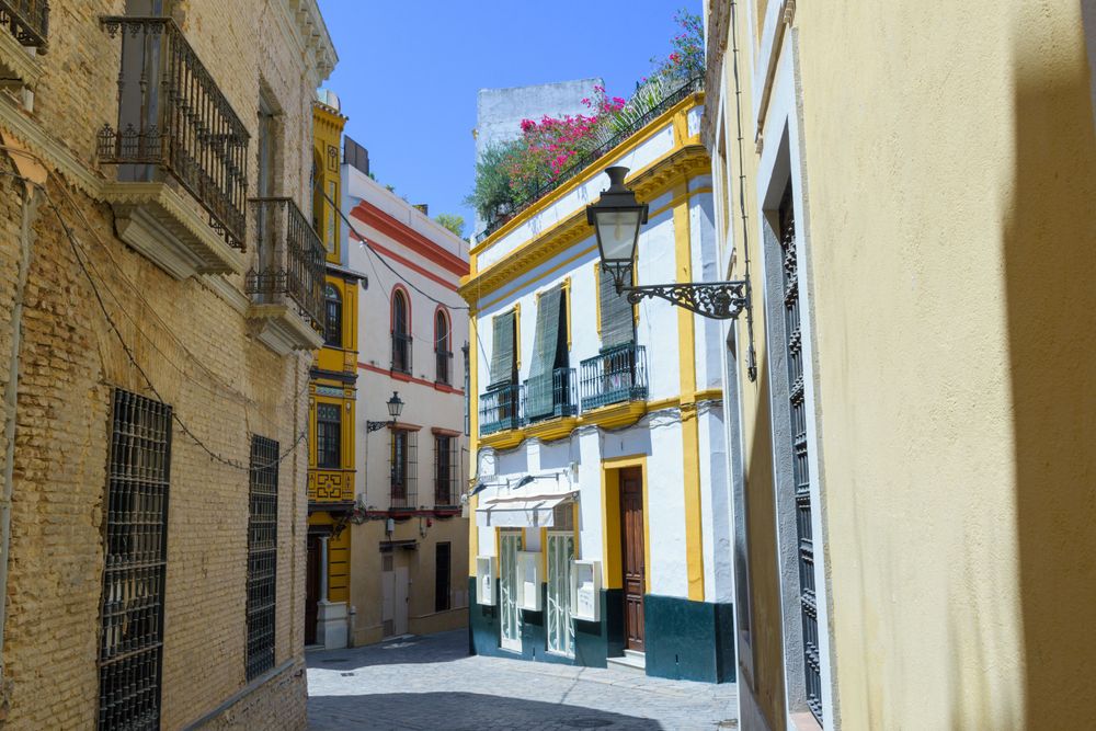  Barrio Santa Cruz in the Best Things to Do in Sevilla