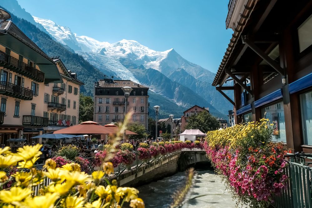 Chamonix, one of the best destinations for snowboarding