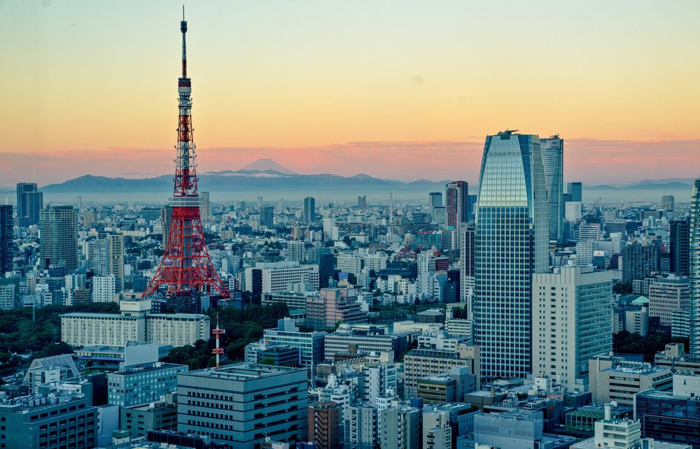 Tokyo tower, one of the best places for photos in Tokyo
