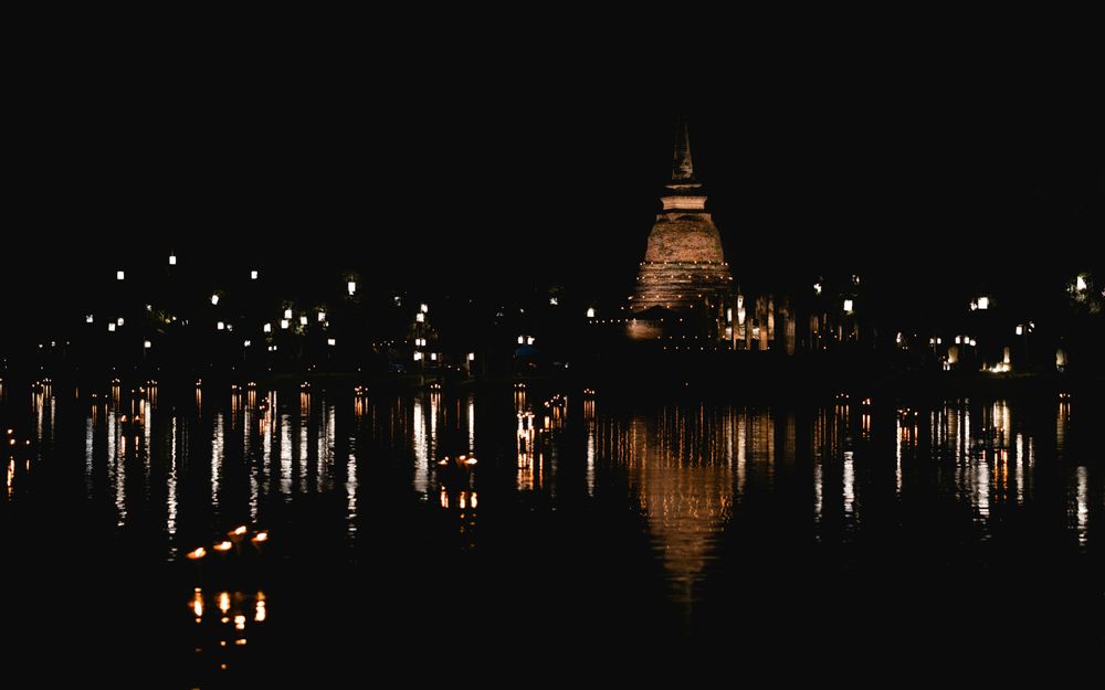 Loy Krathong dans les 25 conseils de voyage en Thaïlande