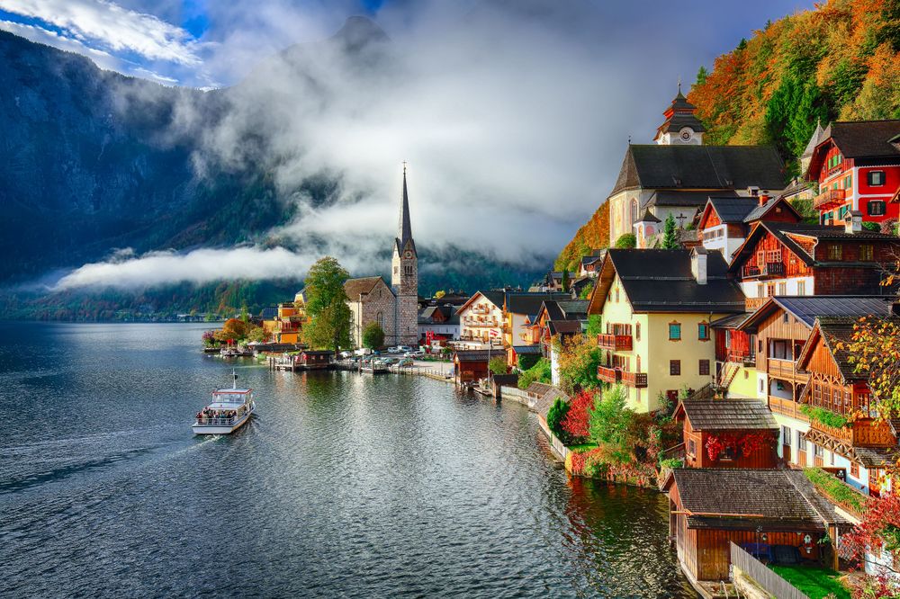 Hallstatt landscape photo, a hidden gem to visit in Europe