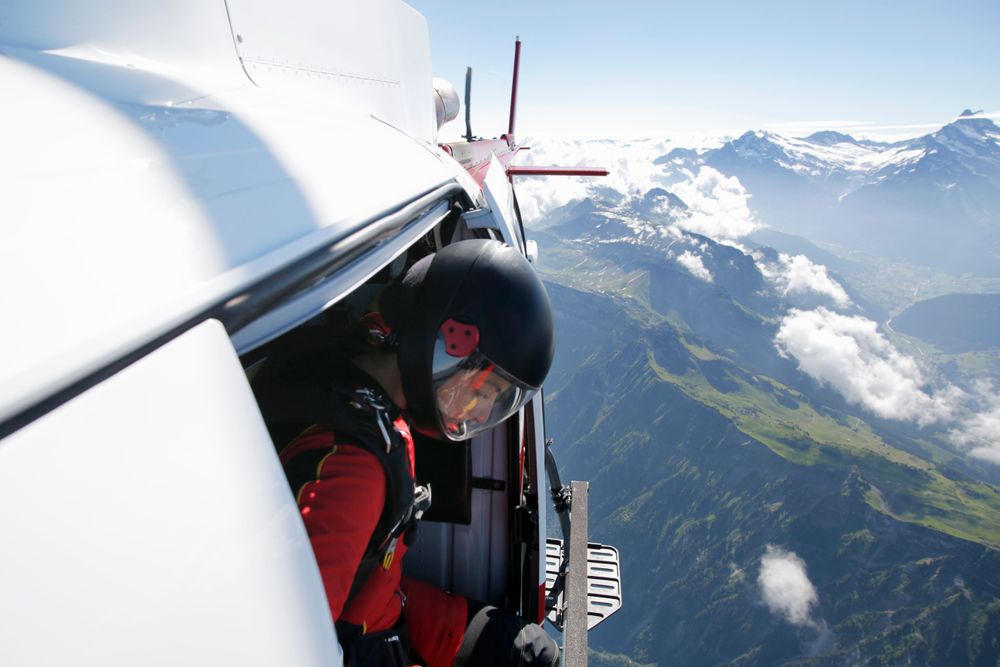 Meilleures destinations pour l'aventure, saut en parachute à Interlaken